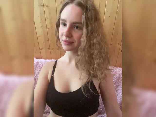 Sweetie_Kitty webcam