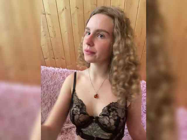 Sweetie_Kitty webcam