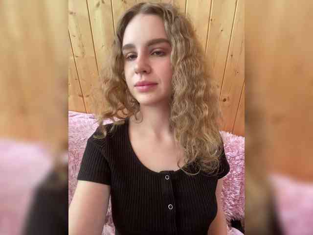 Sweetie_Kitty webcam