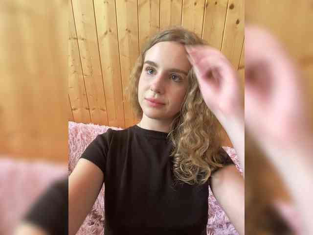 Sweetie_Kitty webcam