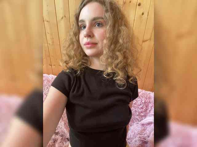 Sweetie_Kitty webcam