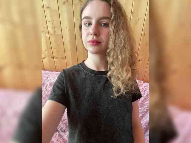 Sweetie_Kitty webcam