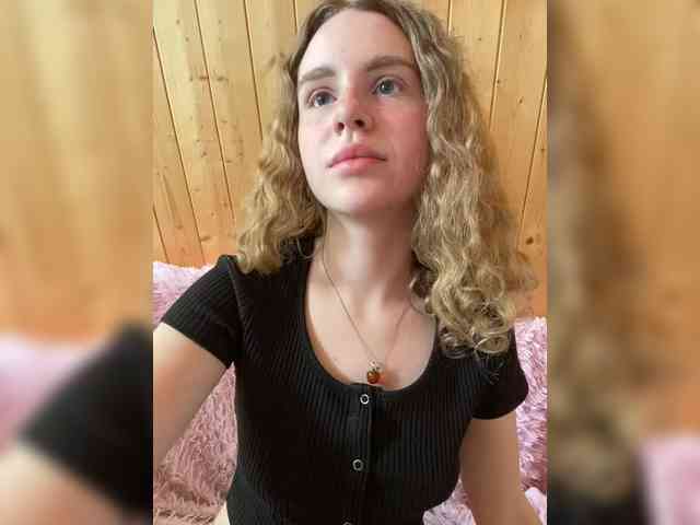 Sweetie_Kitty webcam