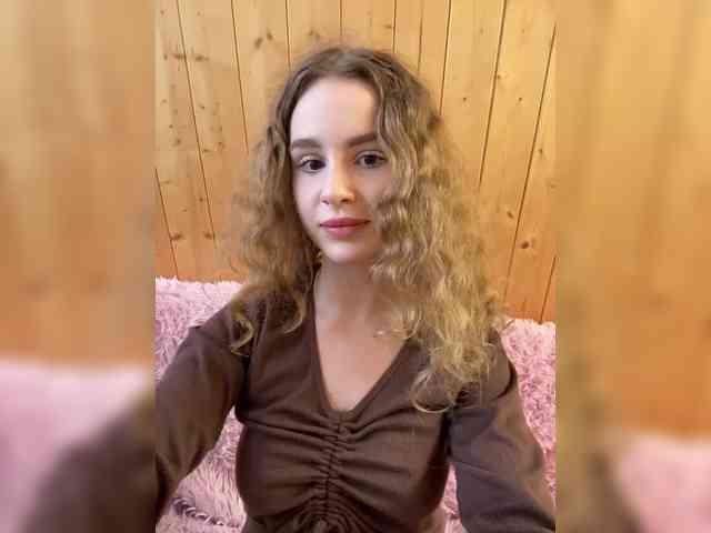 Sweetie_Kitty webcam