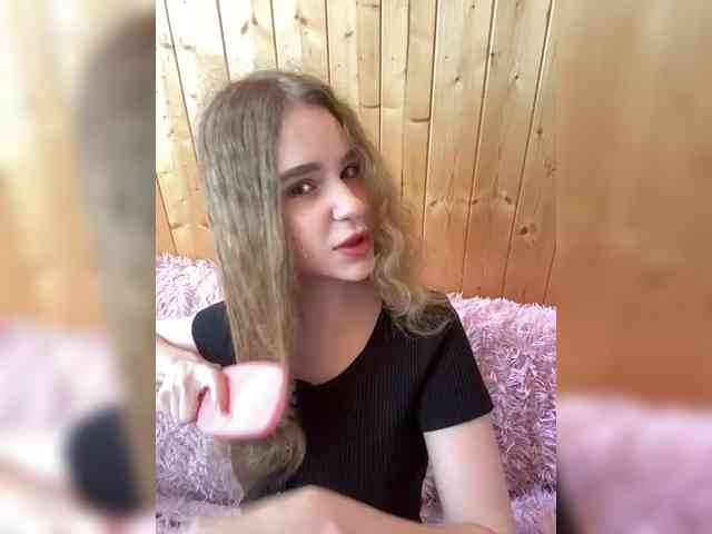 Sweetie_Kitty webcam