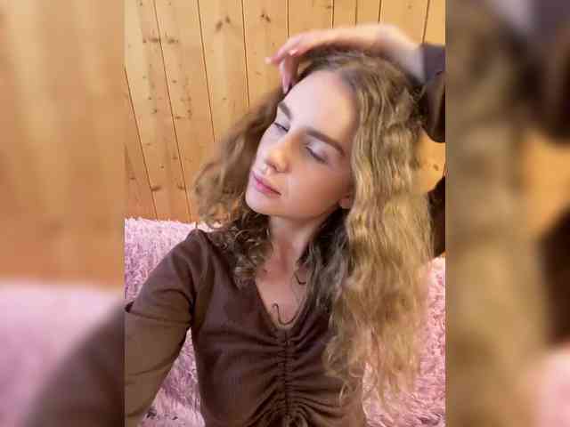 Sweetie_Kitty webcam