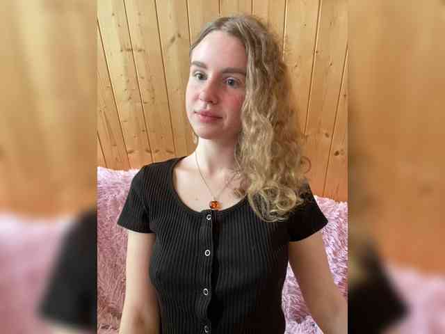 Sweetie_Kitty webcam