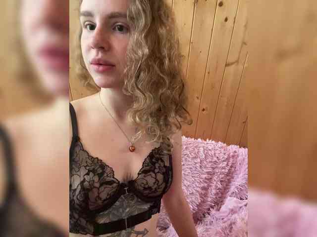 Sweetie_Kitty webcam