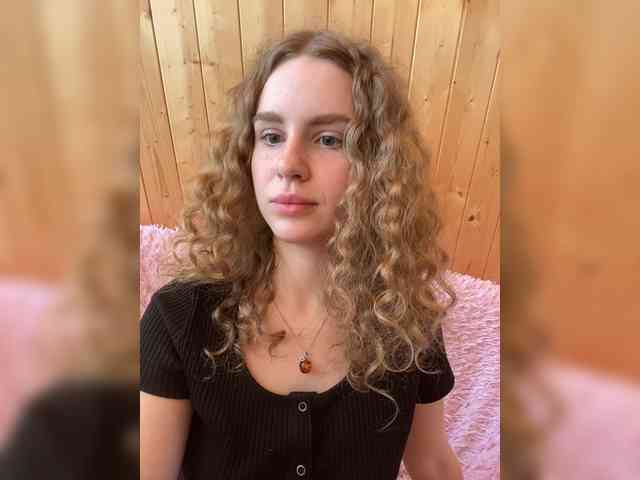 Sweetie_Kitty webcam