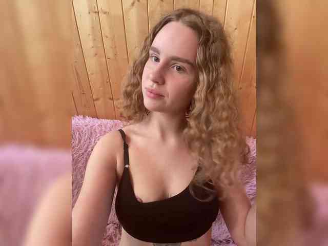 Sweetie_Kitty webcam