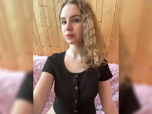 Sweetie_Kitty webcam