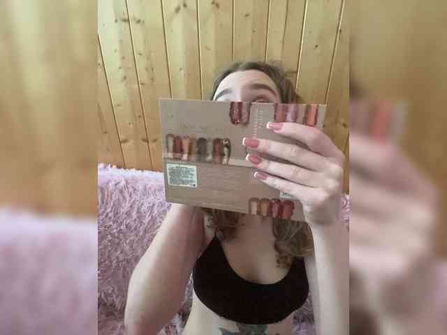 Sweetie_Kitty webcam