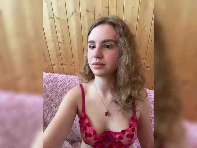Sweetie_Kitty webcam