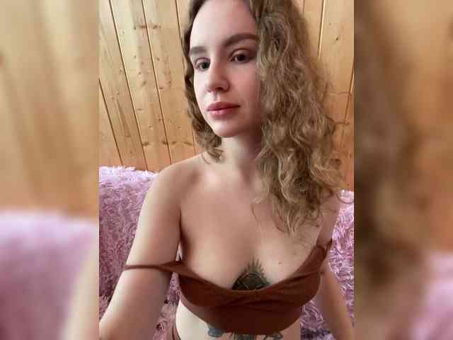 Sweetie_Kitty webcam