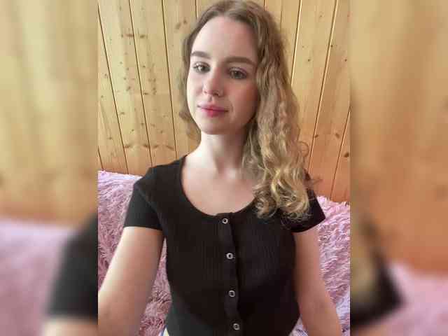 Sweetie_Kitty webcam