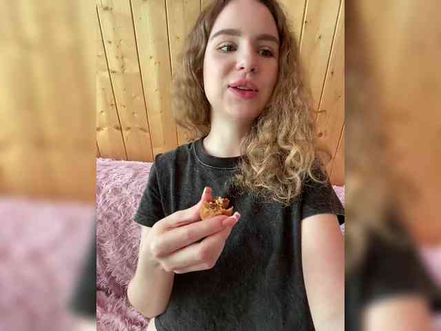 Sweetie_Kitty webcam