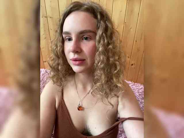 Sweetie_Kitty webcam