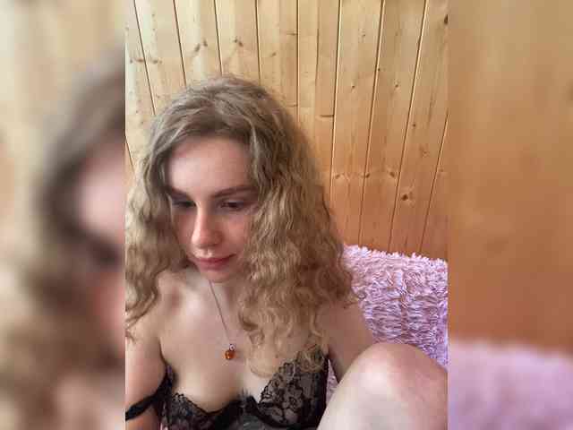 Sweetie_Kitty webcam