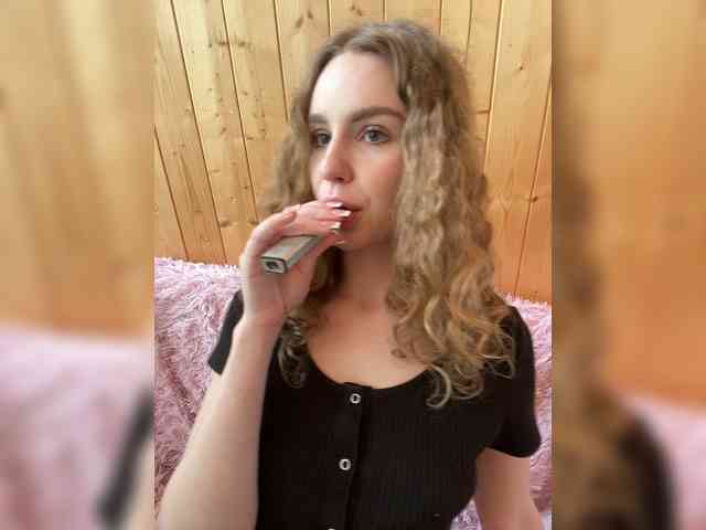 Sweetie_Kitty webcam