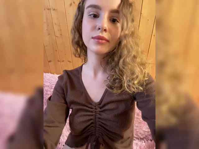 Sweetie_Kitty webcam