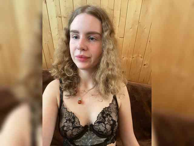 Sweetie_Kitty webcam