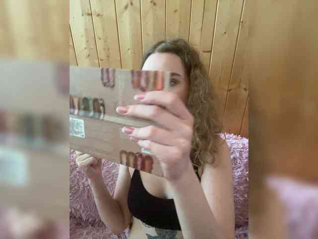 Sweetie_Kitty webcam