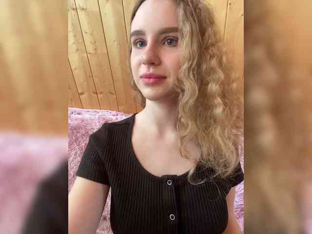 Sweetie_Kitty webcam