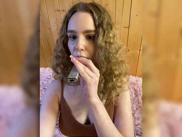 Sweetie_Kitty webcam