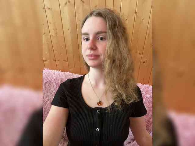 Sweetie_Kitty webcam