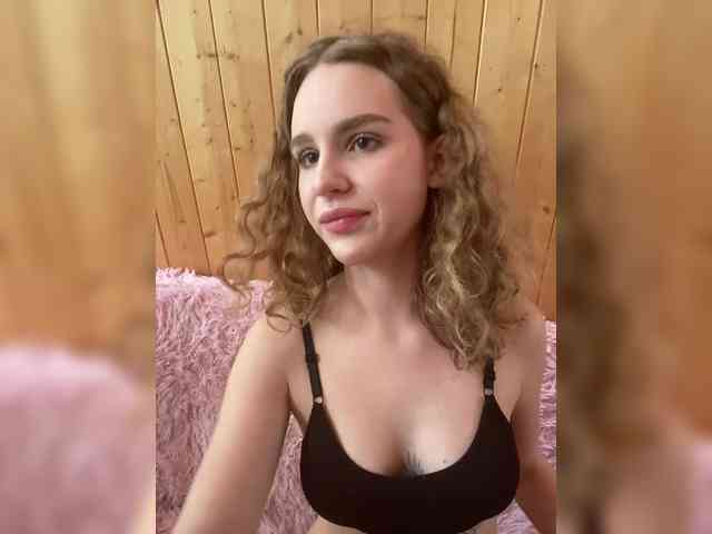 Sweetie_Kitty webcam