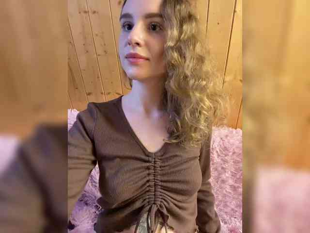 Sweetie_Kitty webcam