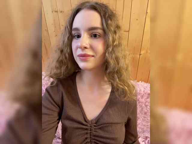 Sweetie_Kitty webcam