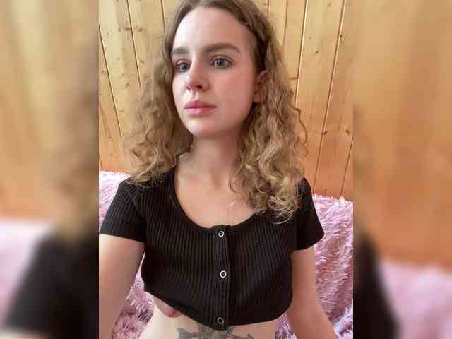 Sweetie_Kitty webcam