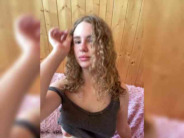 Sweetie_Kitty webcam