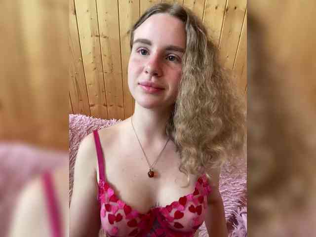 Sweetie_Kitty webcam
