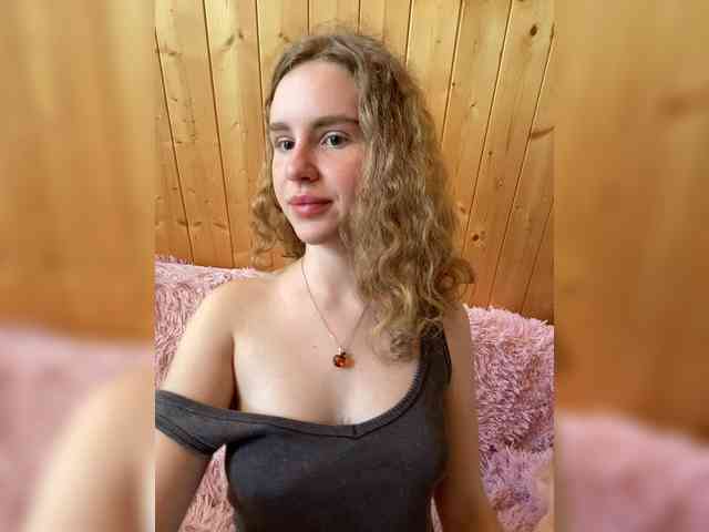 Sweetie_Kitty webcam