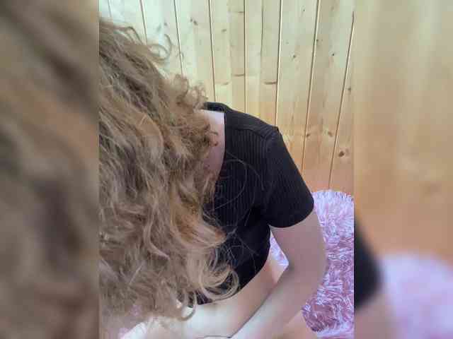 Sweetie_Kitty webcam