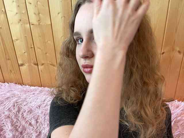 Sweetie_Kitty webcam
