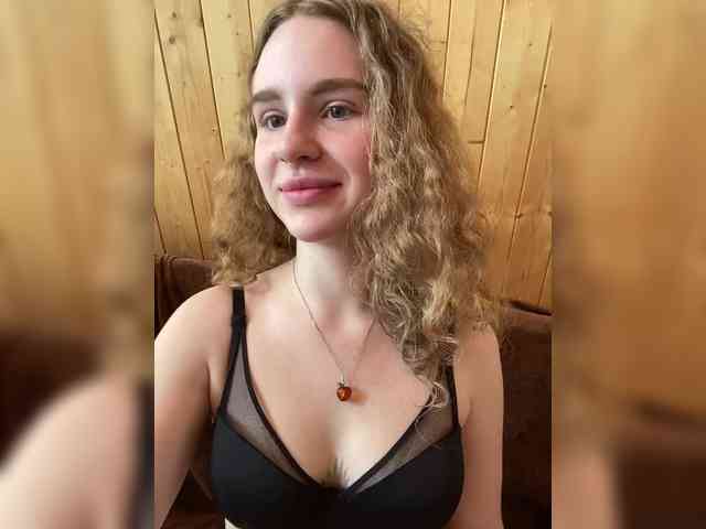 Sweetie_Kitty webcam