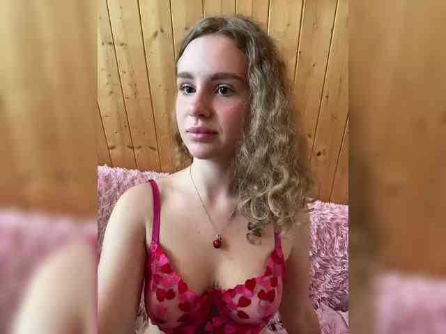 Sweetie_Kitty webcam