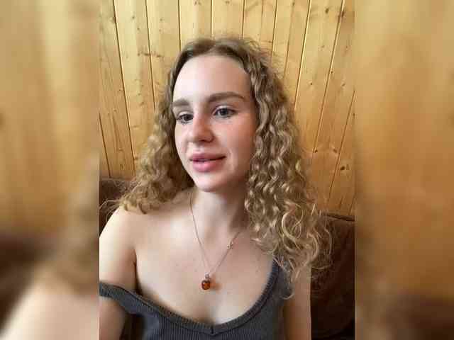 Sweetie_Kitty webcam