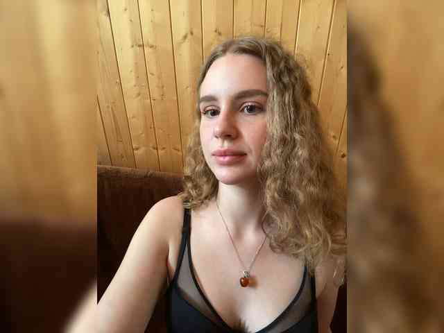 Sweetie_Kitty webcam