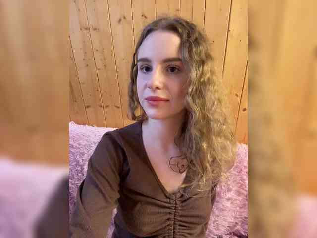 Sweetie_Kitty webcam