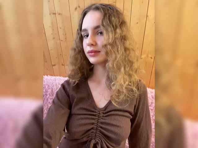 Sweetie_Kitty webcam