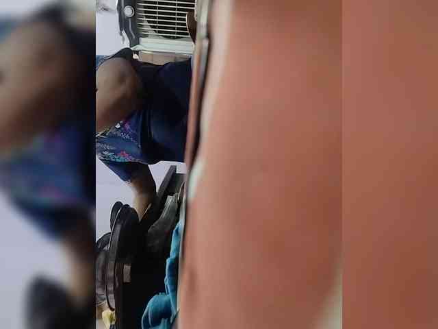 Indian-Couple webcam