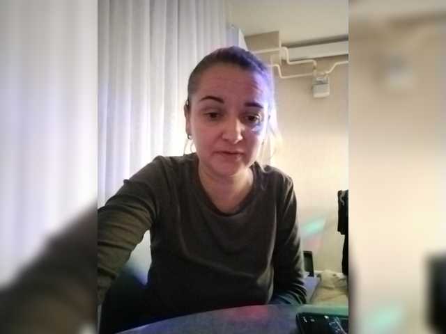 le modèle Dariy69 est en webcam porno dans un show sur le site bongacams, il possède les tags suivants: White/Caucasian,Blonde,Shaved