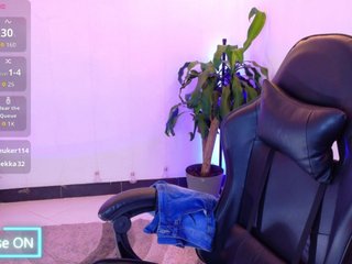 Sarasavaagee Porn Show