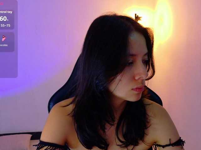 Sarasavaagee live cam on BongaCams