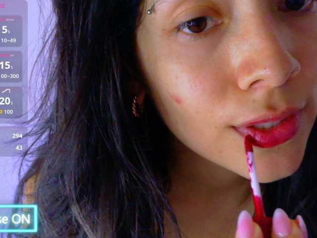 Sarasavaagee live cam on BongaCams