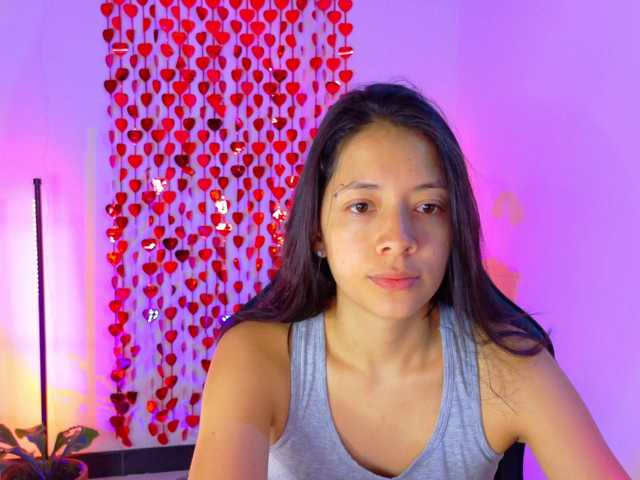 Sarasavaagee live cam on BongaCams
